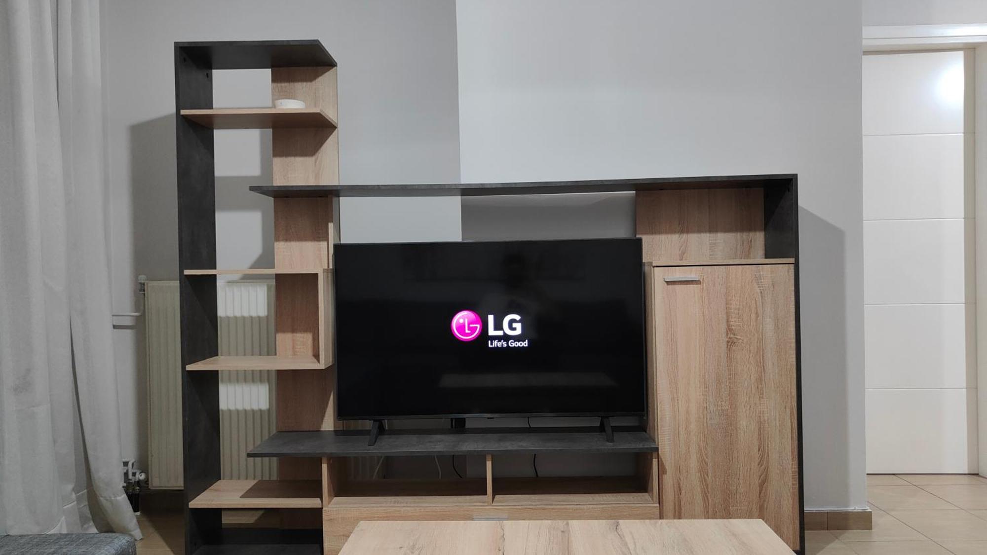 Rock & Roll 1 - Modern Apartment In Trikala Bagian luar foto